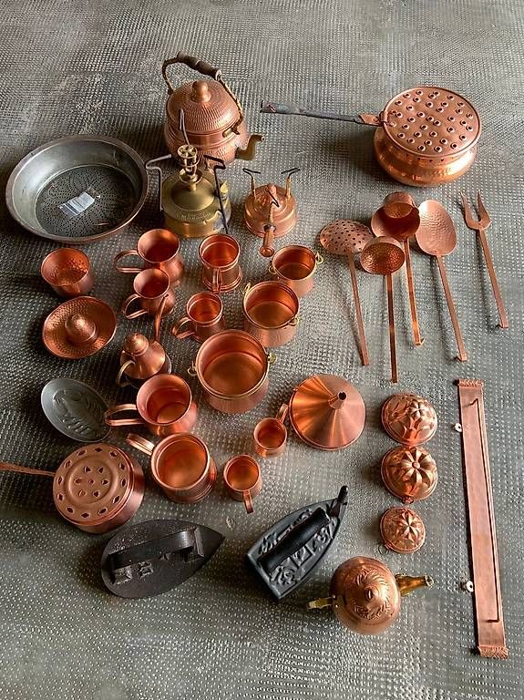 Tutte le decorazioni: Lot de pièces de collection en cuivre – Usato da La Chaux-de-Fonds venduto da dav_9c82