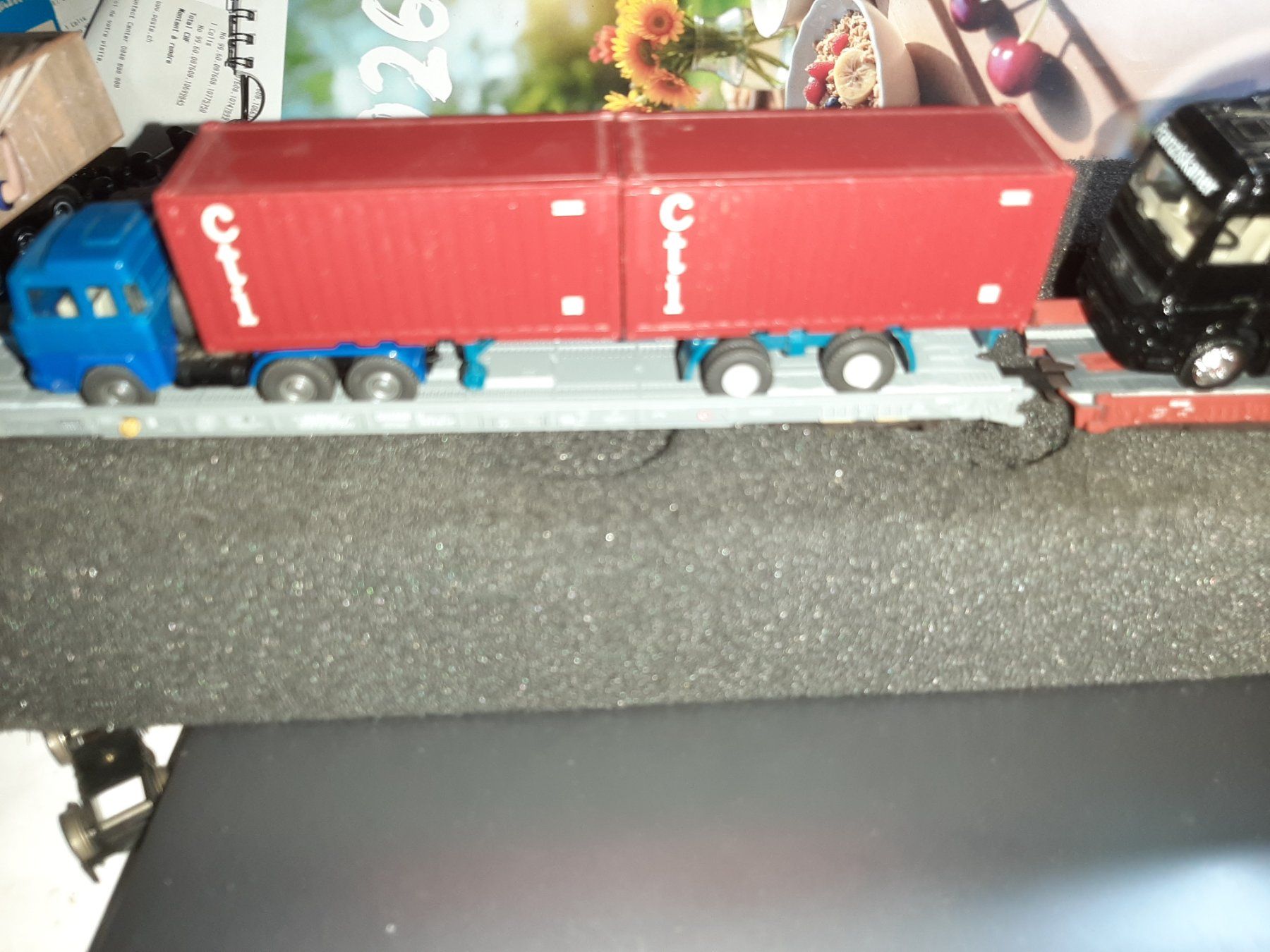 Fleischmann Modelleisenbahnen: FLEISCHMAN 2X 3211 AVEC CAMION – Gebraucht aus Avully von RIVALIS 9