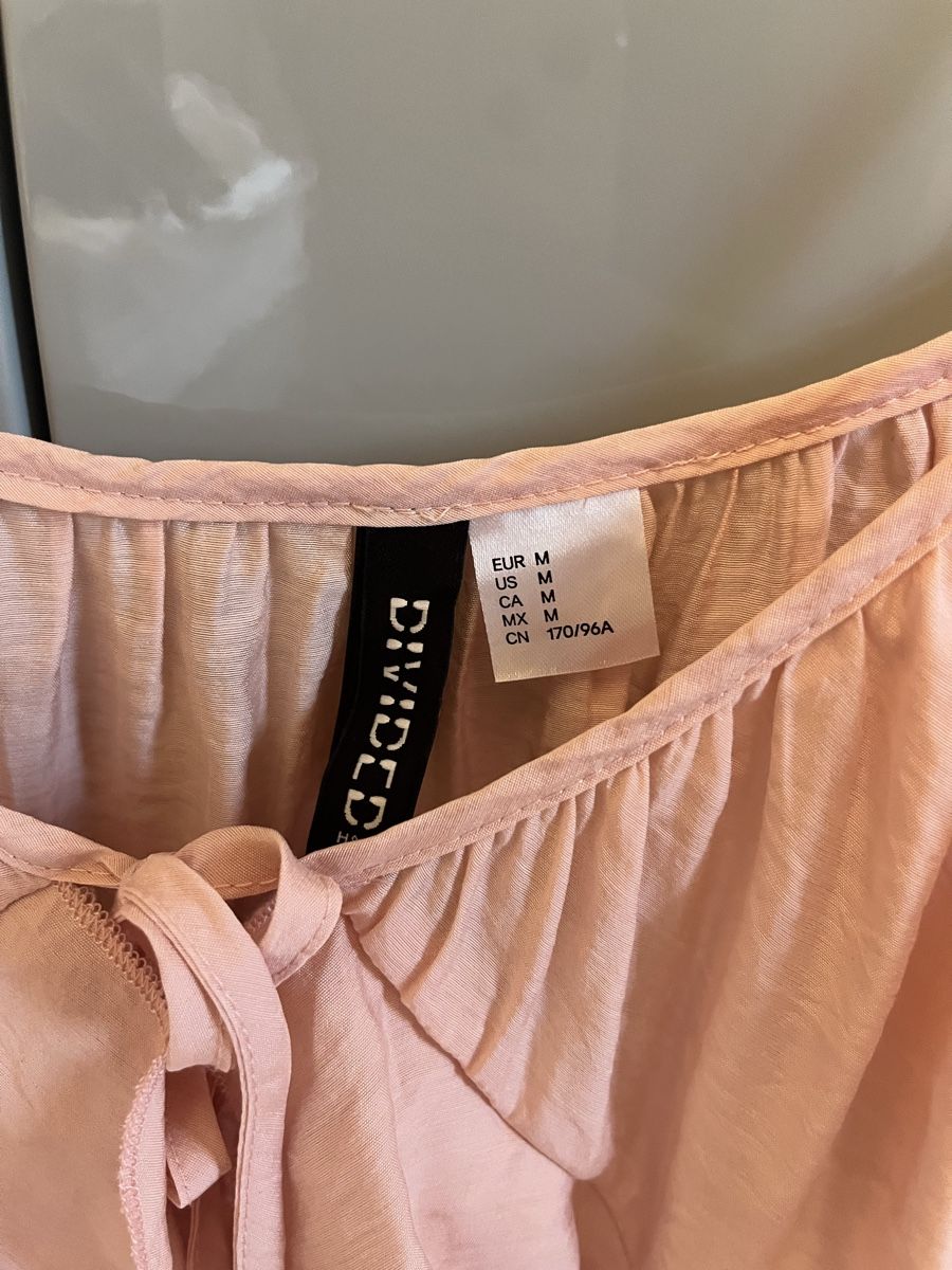 H&M Robes: H&M Kleid in rosa – D'occasion à Zürich par lux_t6lx 1