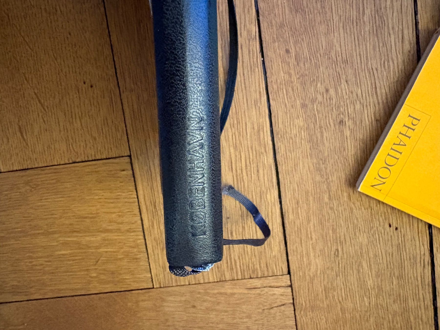Libri: 5 Reiseführer Wallpaper & Moleskine – Usato da Zürich venduto da triangular 3