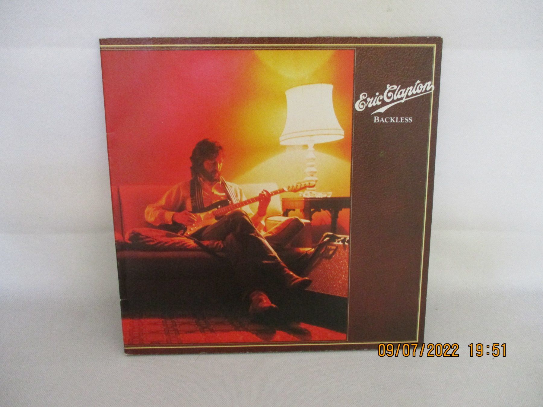 Dischi in vinile: Eric Clapton – Backless – Usato da Liestal venduto da Disc-Point