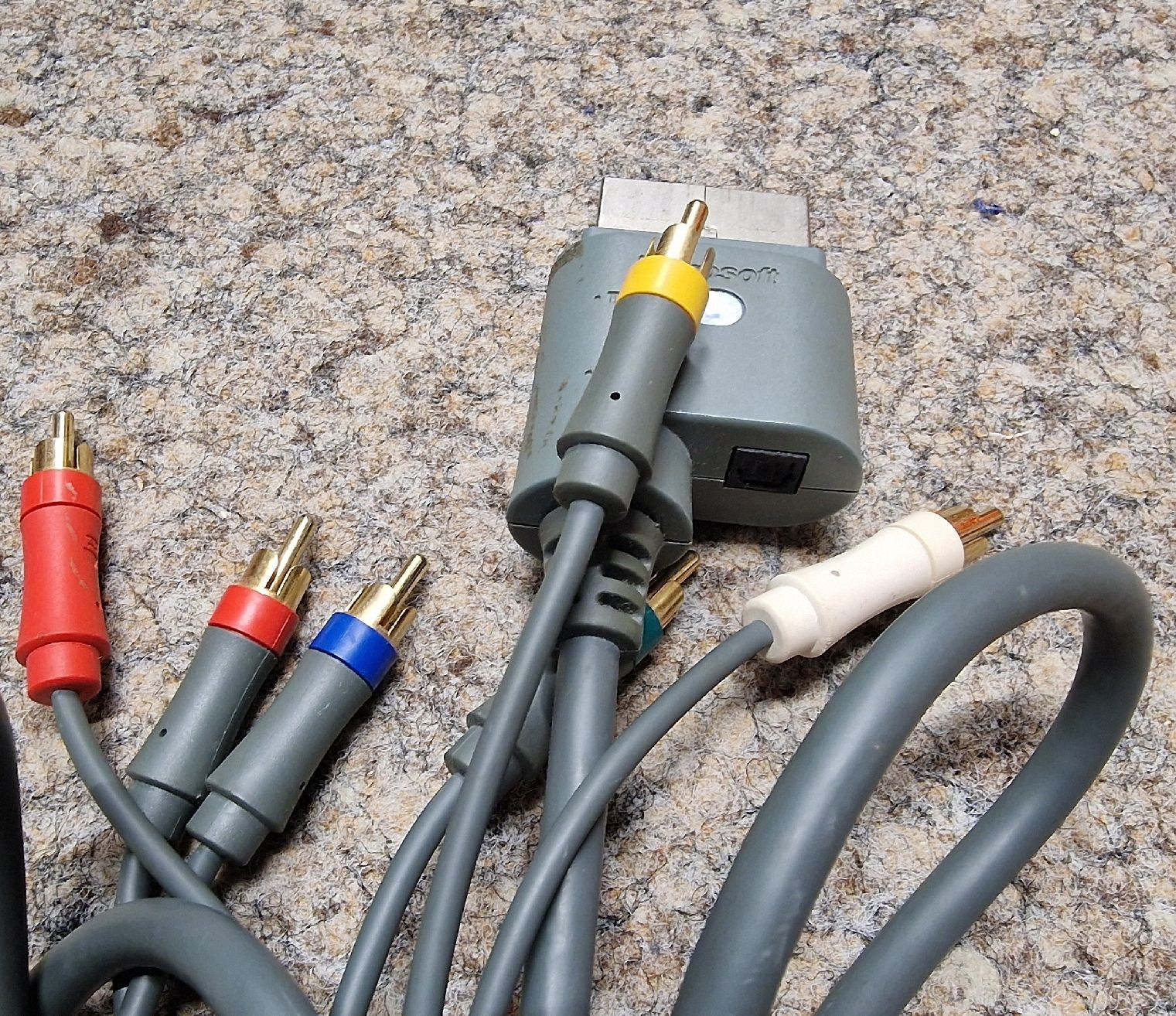 Microsoft Console: Original Microsoft XBox 360 AV Kabel – Usato da Reinach BL venduto da _MasterK_ 3