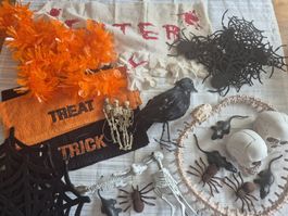 Halloween Decorations - mixed lot