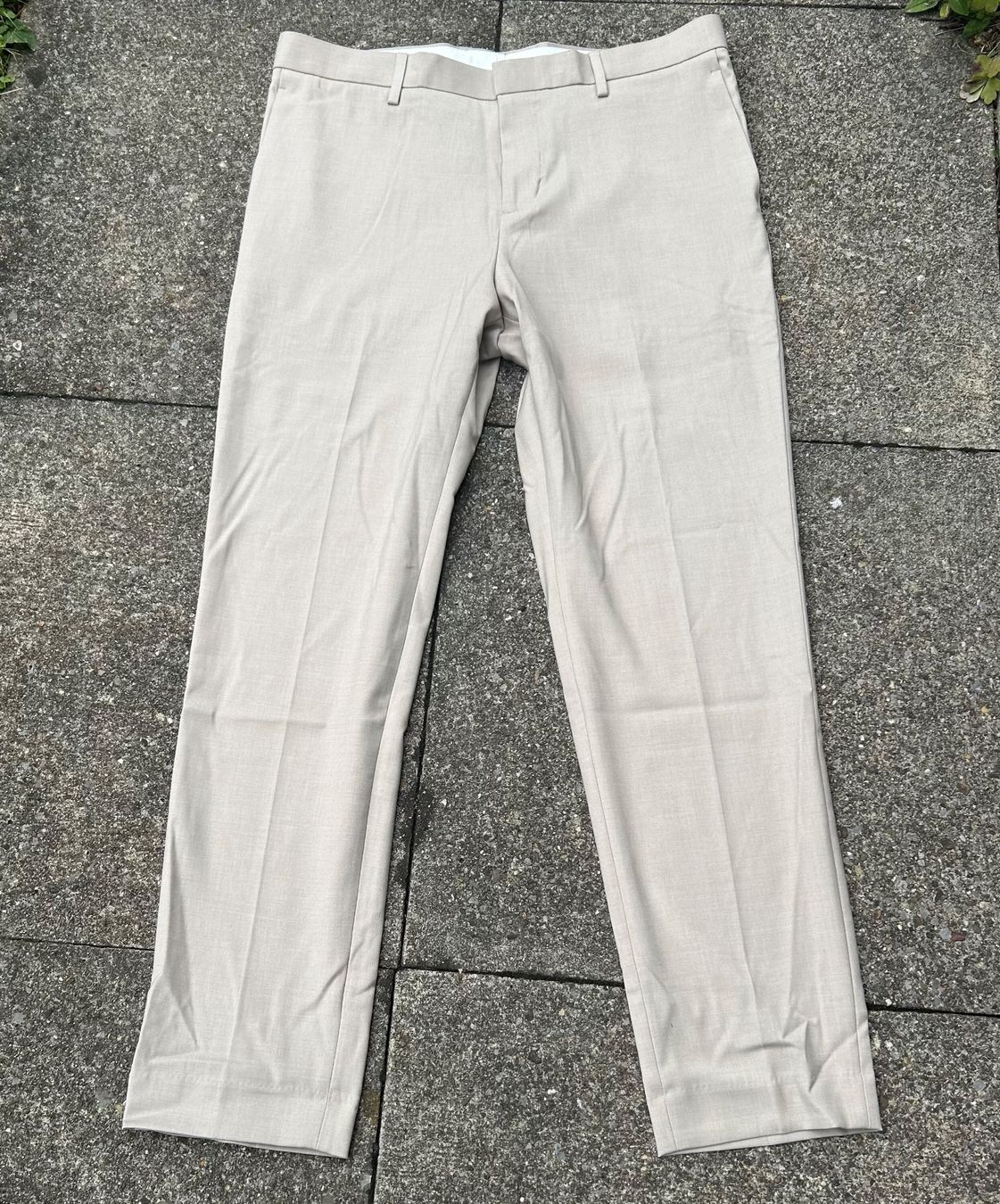 H&M Pantaloni: H&M Stoffhose | Grösse 52 – Usato da Ebmatingen venduto da Elee_12