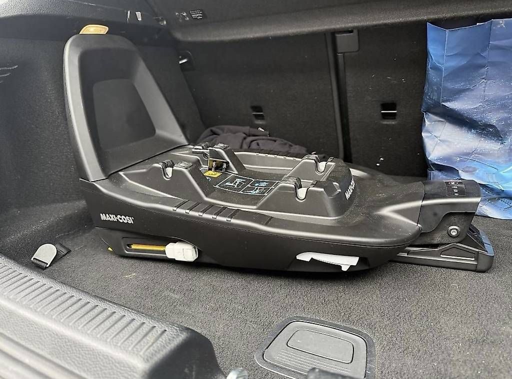 Maxi-Cosi Seggiolini per auto: Isofixbasis von Maxi-Cosi – Usato da Kriens venduto da sor_gx62 1