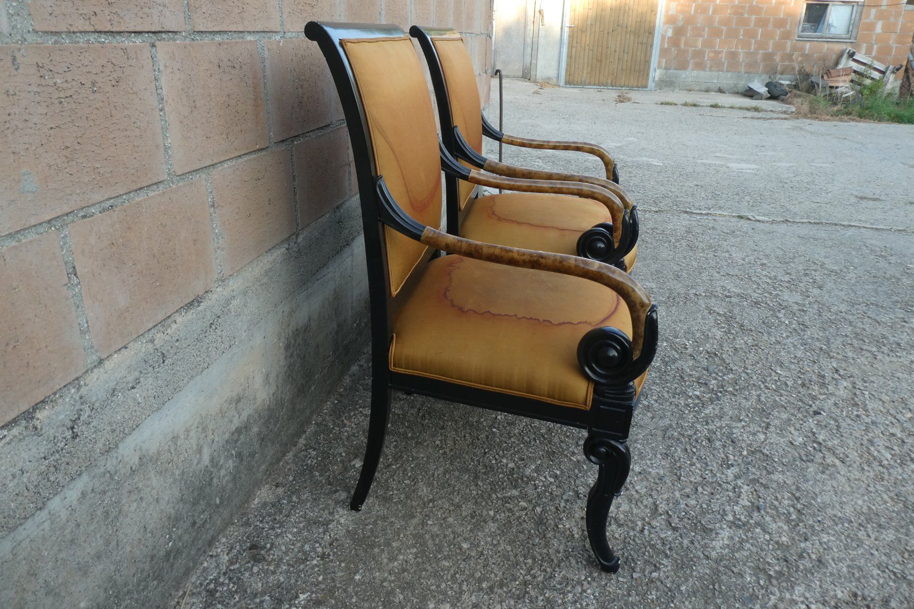 Fauteuils: 2 Fauteuils style empire – D'occasion à Fontaines NE par monloisir