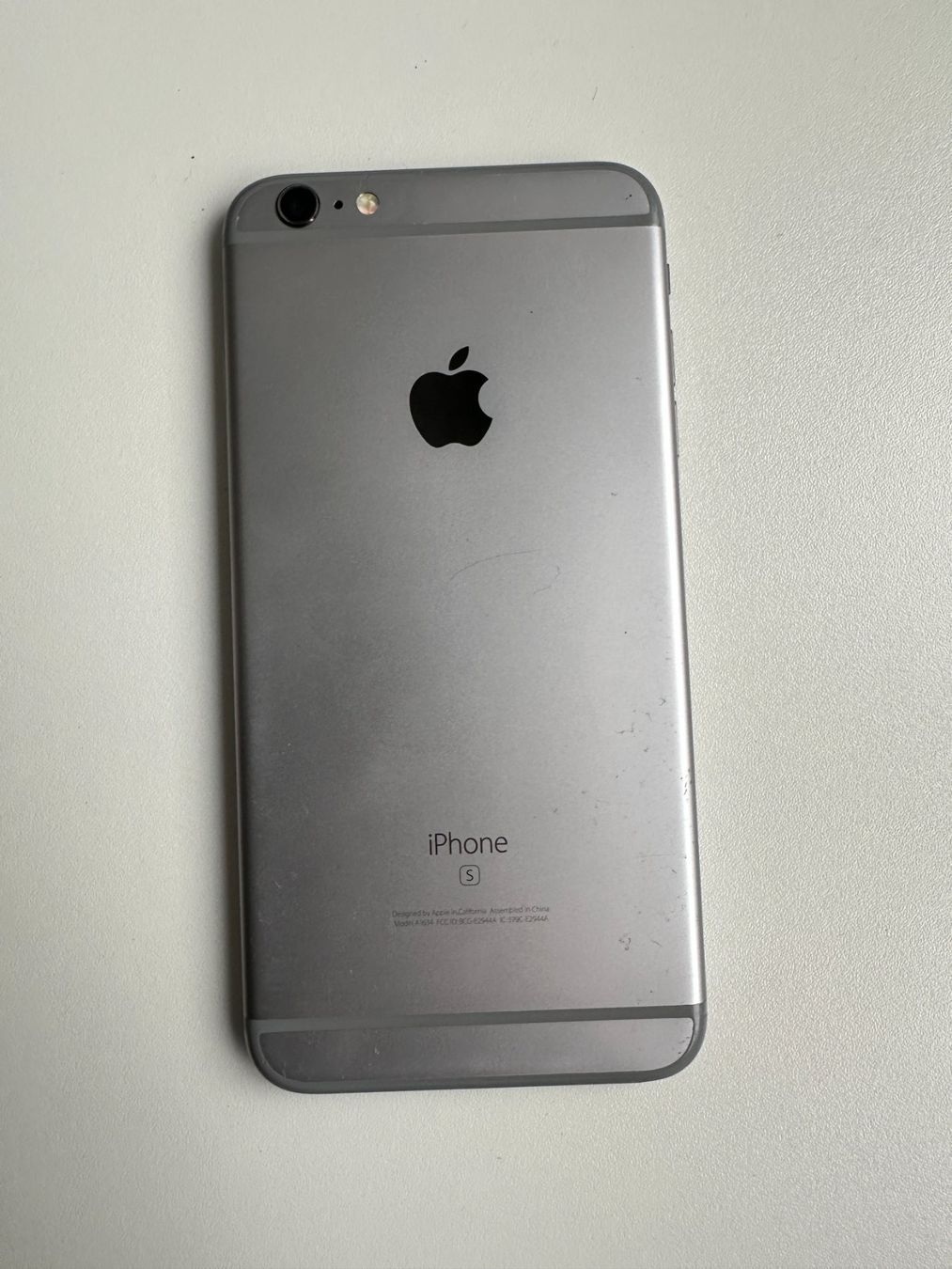 Apple Telefoni cellulari / Smartphones: Apple Iphone 6S plus 64Go – Usato da Zürich venduto da JulesZHW 1