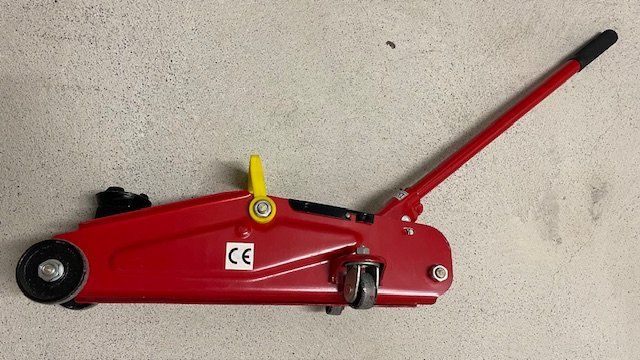 Tutti gli attrezzi: Wagenheber – Usato da meisterschwanden venduto da ratte74