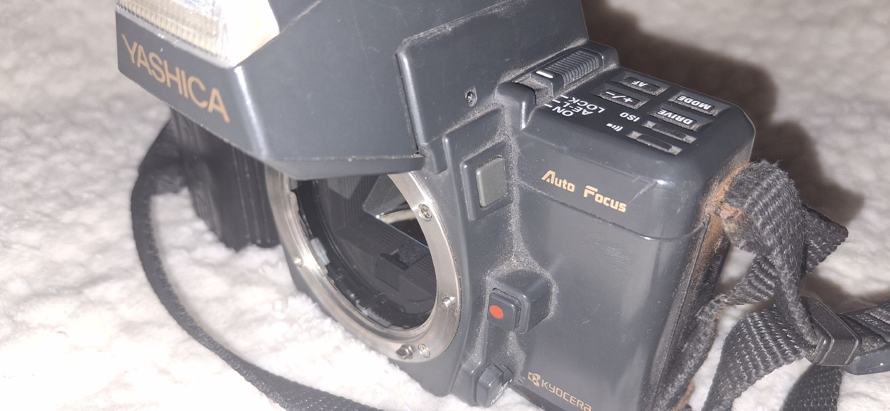 Yashica Fotocamera: analoge Spiegelreflexkamera - Defekt – Difettoso da Brienz BE venduto da mondchatz1 4