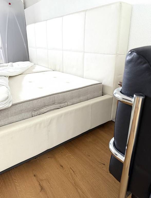 Letti: Bett inkl. Matratzen  – Usato da Bottmingen venduto da OliviaM06 1