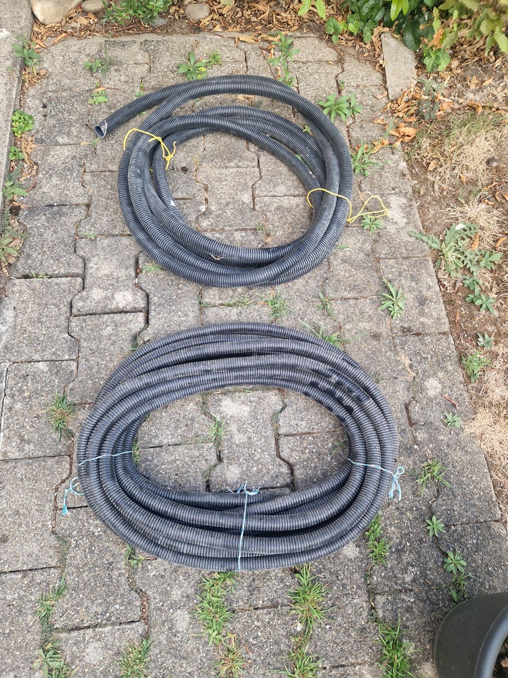 Tuyaux & tubes: UV Flexrohr M25 + M32 – D'occasion à Muttenz par Jan4102