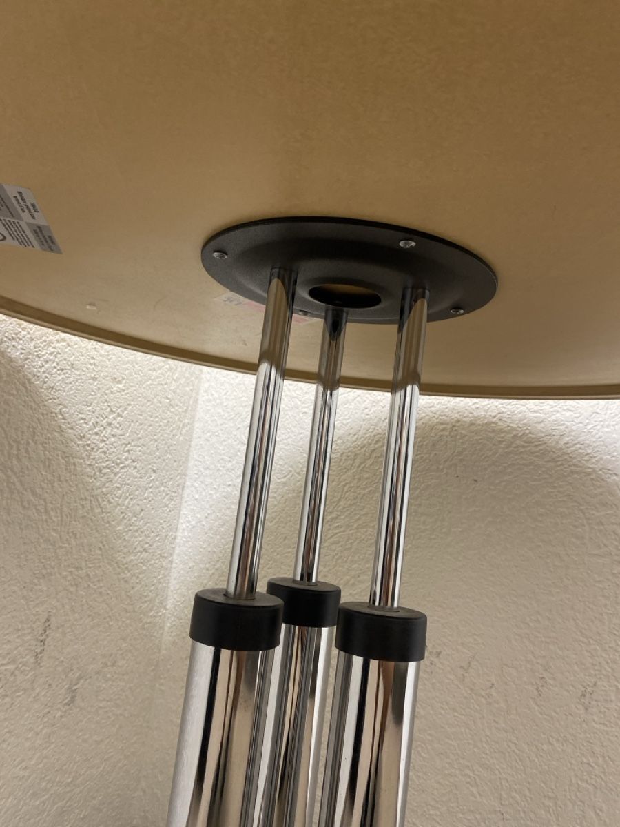 Tische: Runder Tisch Holzoptik – Gebraucht aus Zürich von jul_t5bg 2