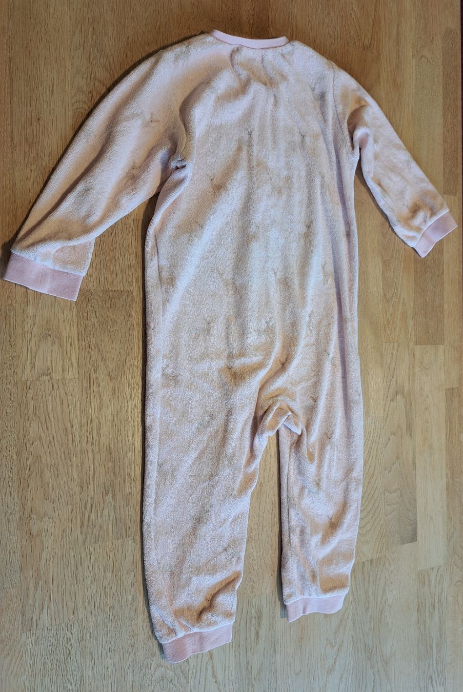 H&M Pigiama & Simili: Nicki Pyjama mit Rehen, Gr. 92 H&M – Usato da Bergdietikon venduto da Staphylococcus 3