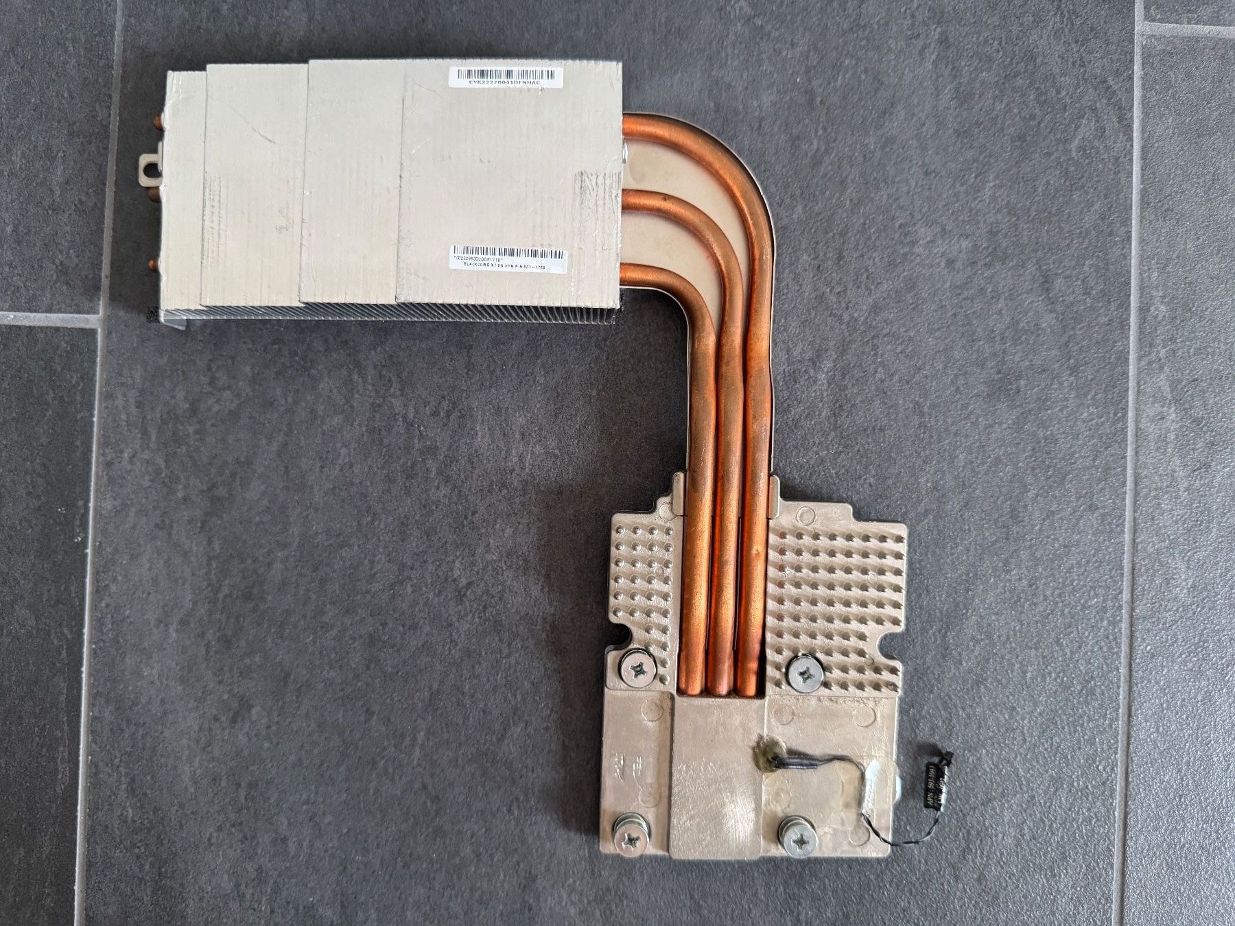 Composants électroniques: Apple iMac 2011 GPU-Kuehlkoerper 90 Grad – D'occasion à Rothenfluh par Ron999
