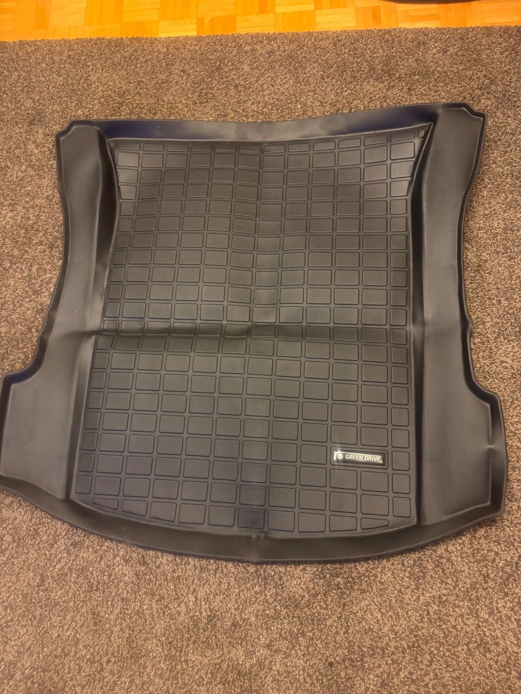 Tesla Tappeti & Tappetini: Tapis de coffre Green Drive, pour Tesla – Nuovo (secondo la descrizione) da La Chaux-de-Fonds venduto da Marteaux 2