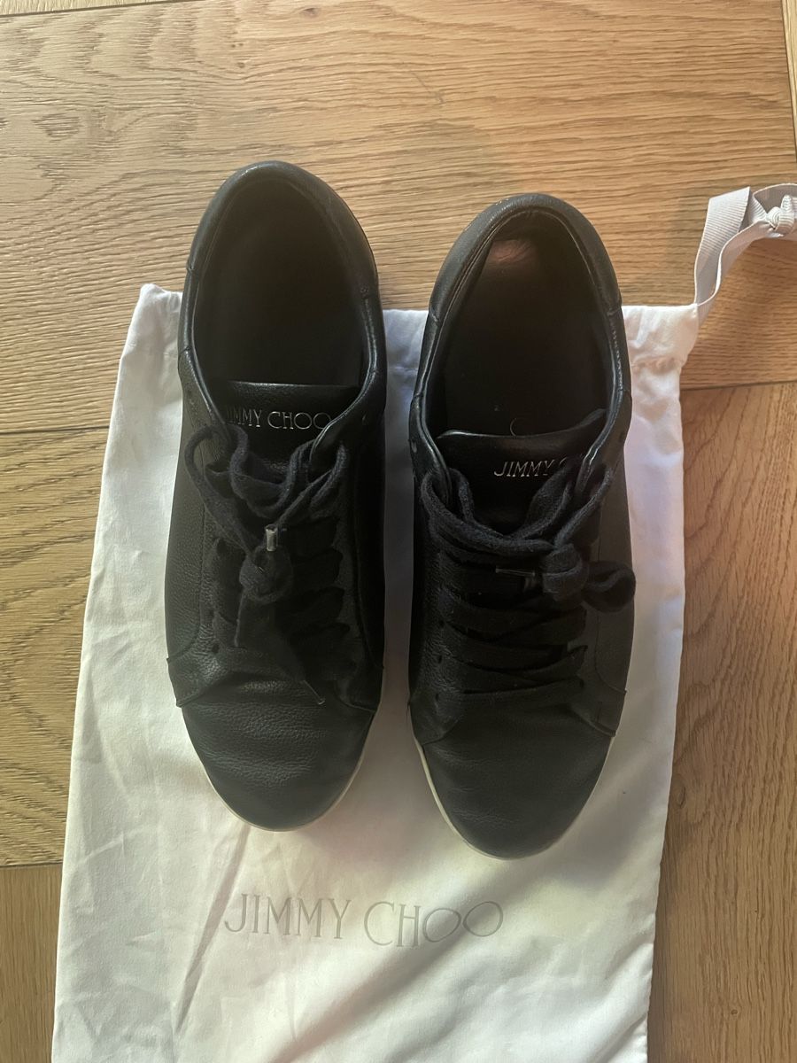 Jimmy Choo Scarpe da donna: Timeless Jimmy Choo leather sneakers - size 38.5 – Usato da Zürich venduto da Fredsgaard 1