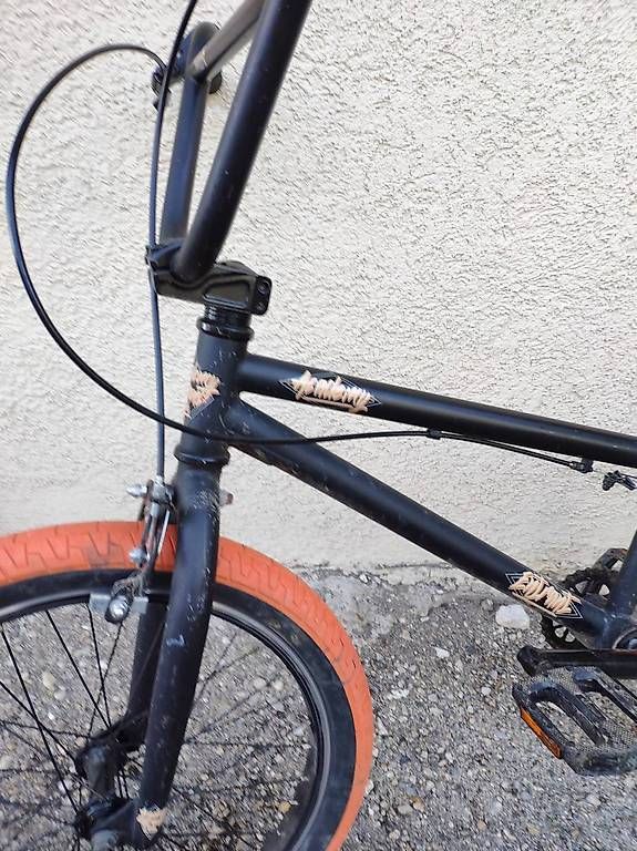 Velos: Vélo BMX Academy Entrant – Gebraucht aus La Chaux-de-Fonds von lessismore
