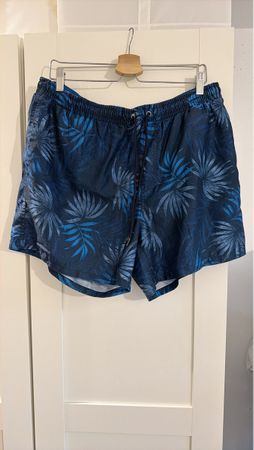 Badehose mit Palmenmuster, ideal für den Sommer! Gr. XL
