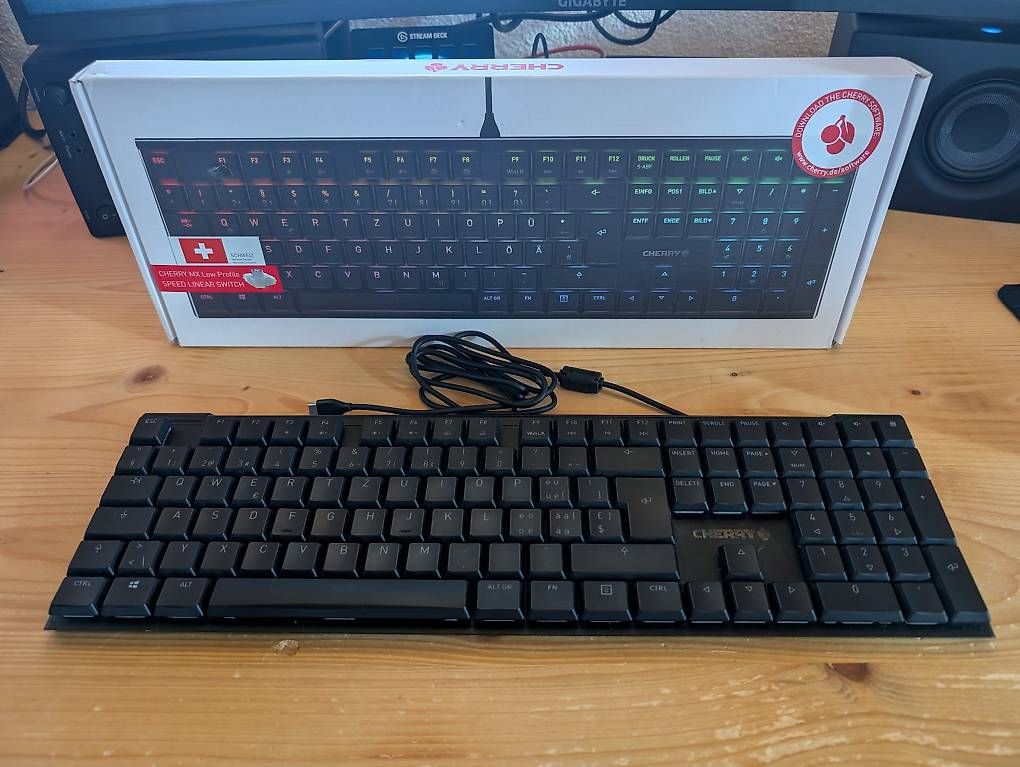 Tastaturen: Clavier mécanique Cherry MX 10.0 N RGB – Gebraucht aus Sorens von jd.silva