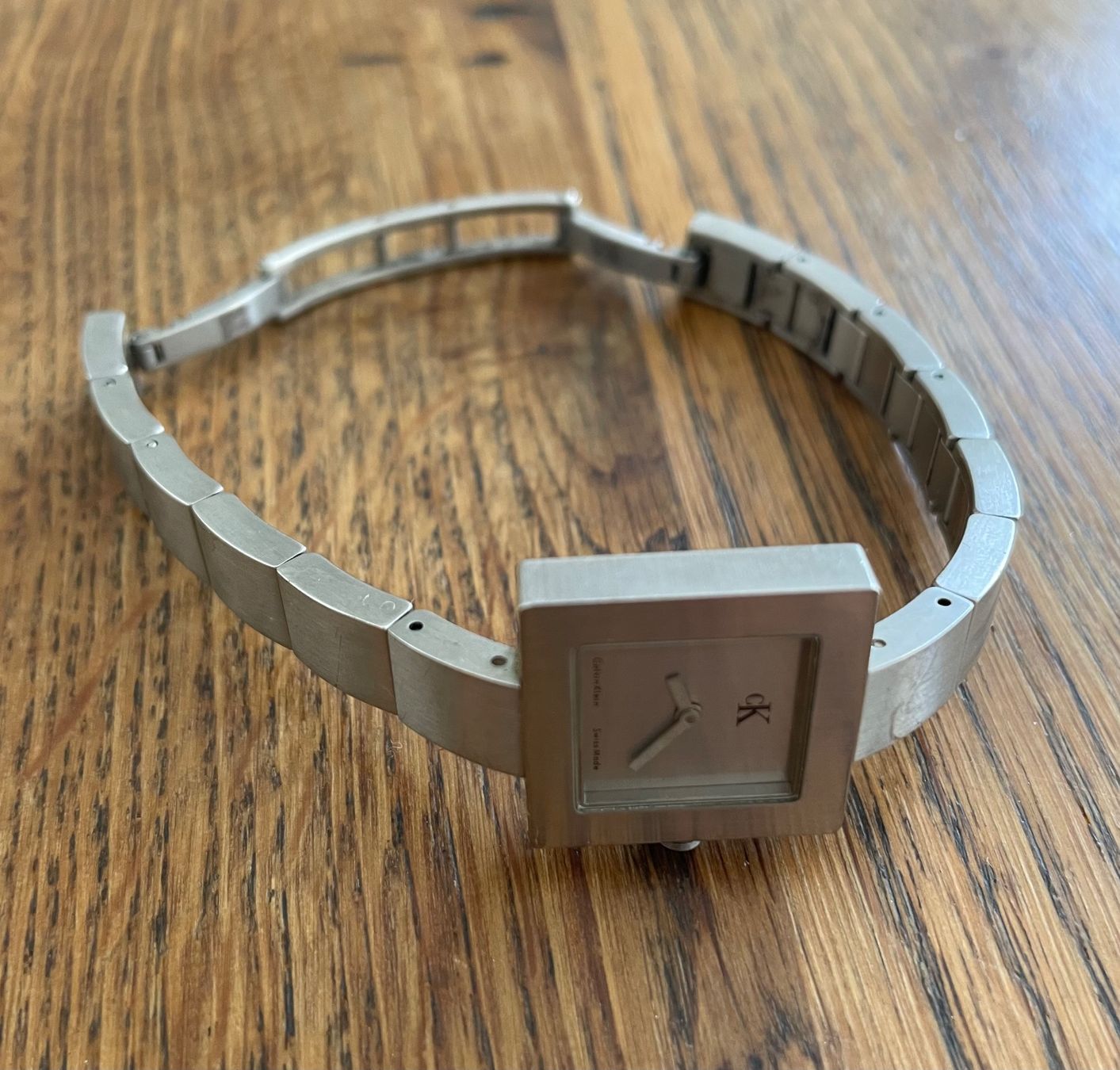Calvin Klein Uhren: Calvin Klein montre vintage – Gebraucht aus Marin-Epagnier von sachaechinta