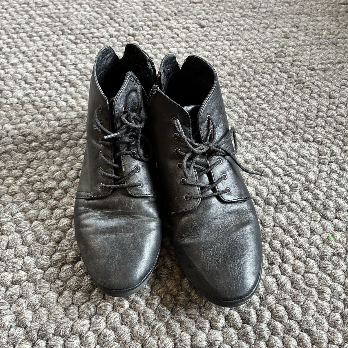 Scarpe da donna: Schuhe Grösse 38 – Usato da Winterthur venduto da bunteperlen 1