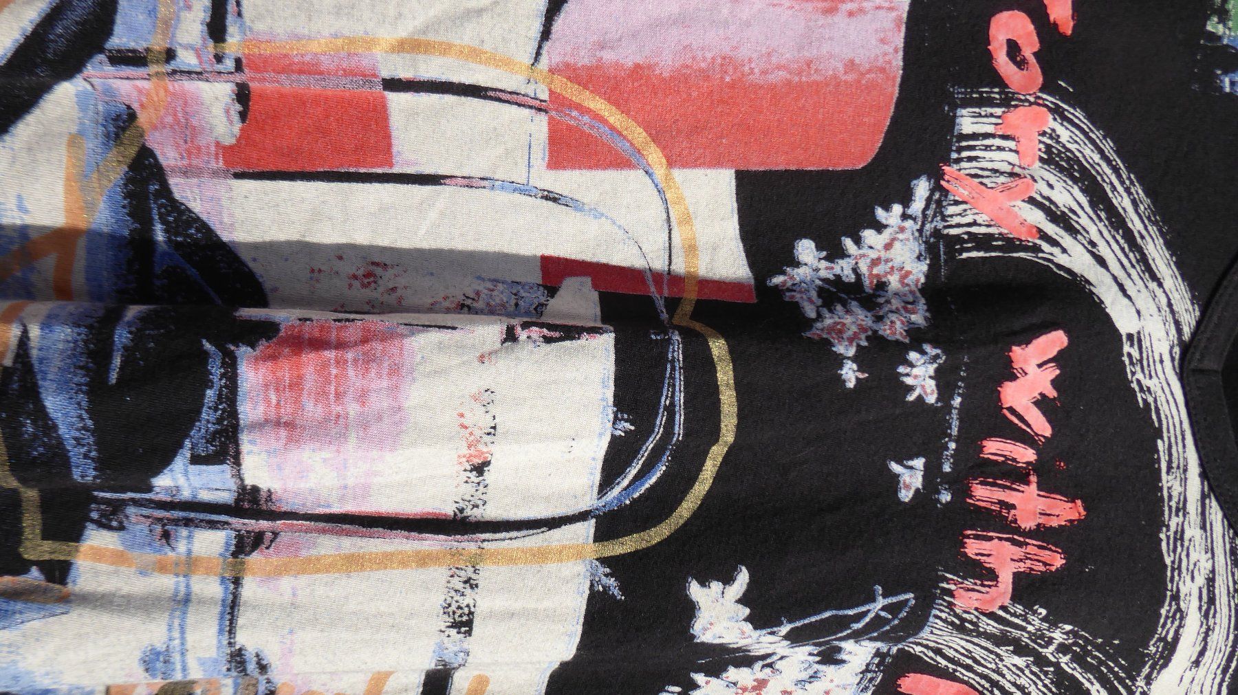 Desigual Maglioni & Felpe: Sweat Shirt Gr 40/42 Desigual – Usato da Sargans venduto da Benziner 1