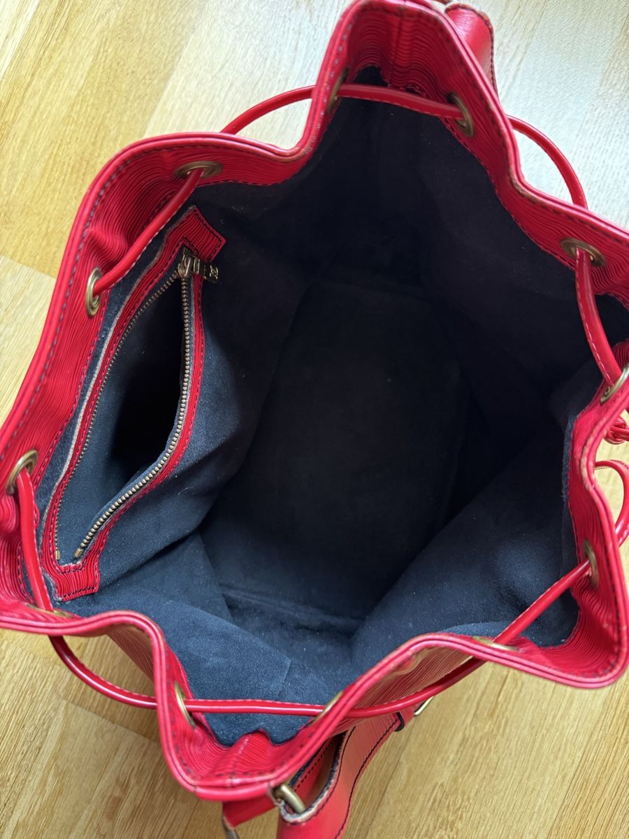 Louis Vuitton Sacs femmes: Louis Vuitton Epi Noe rot – D'occasion à Zollikofen par sch_f99w 2