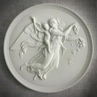 Royal Copenhagen: Medaillon, Engel, Porzellanrelief