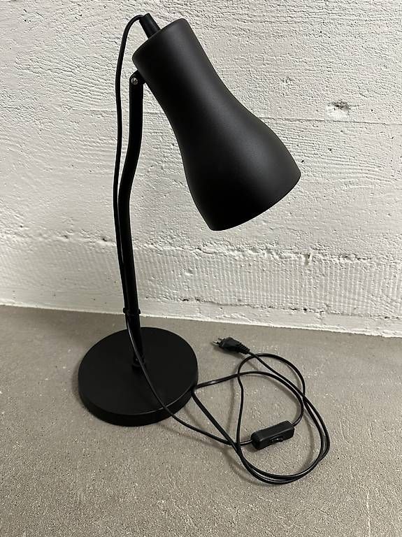 Lampes: Ikea Finnstarr Schreibtischlampe – D'occasion à Sissach par Sebbii