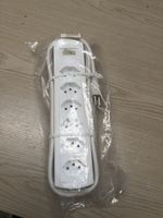 Steckdosenleiste 5-fach weiss neu in Verpackung