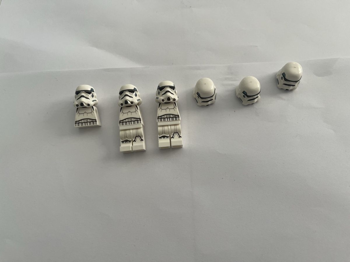 Lego Statuette: Lego Star Wars Custom Sturmtruppler Minifigurenteile – Nuovo (secondo la descrizione) da St. Margarethen TG venduto da nic_n9n5