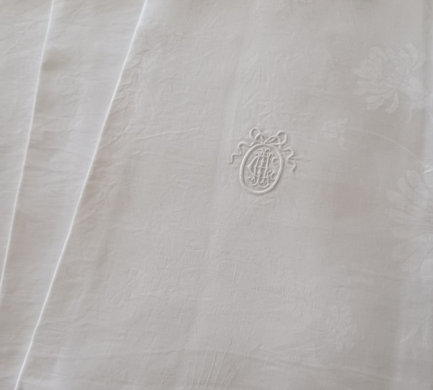 Tovaglioli: PARADE-SERVIETTEN weiss mit Monogram – Usato da Basel venduto da jea_xtz8 1