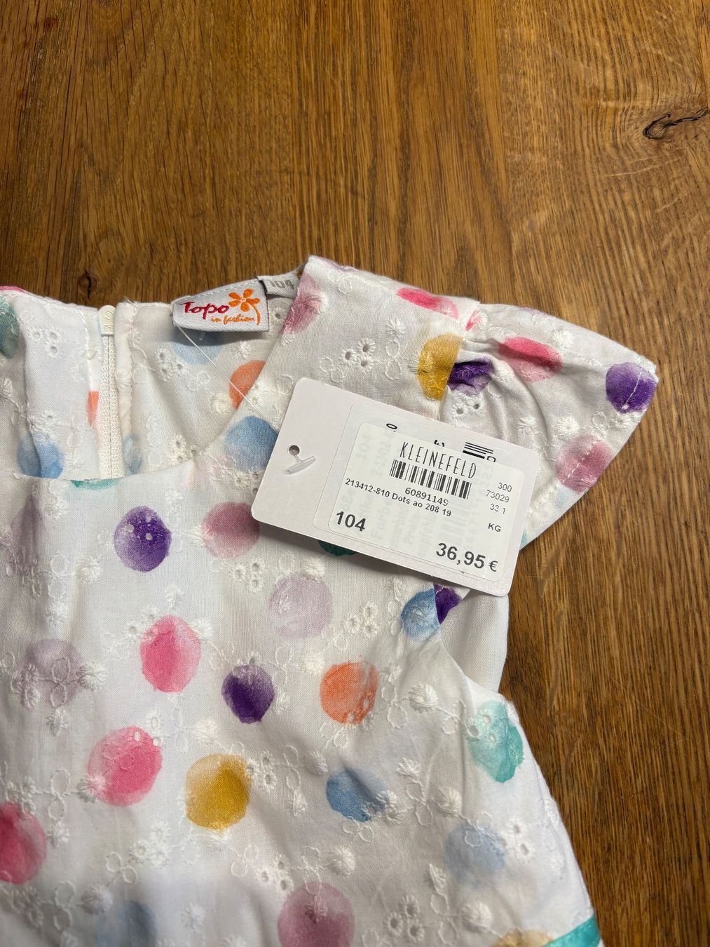 Vestiti & Gonne: Hübsches Kleid Grösse 104 - Neu! – Nuovo e nell'imballaggio originale da Huttwil venduto da simonbuser 1