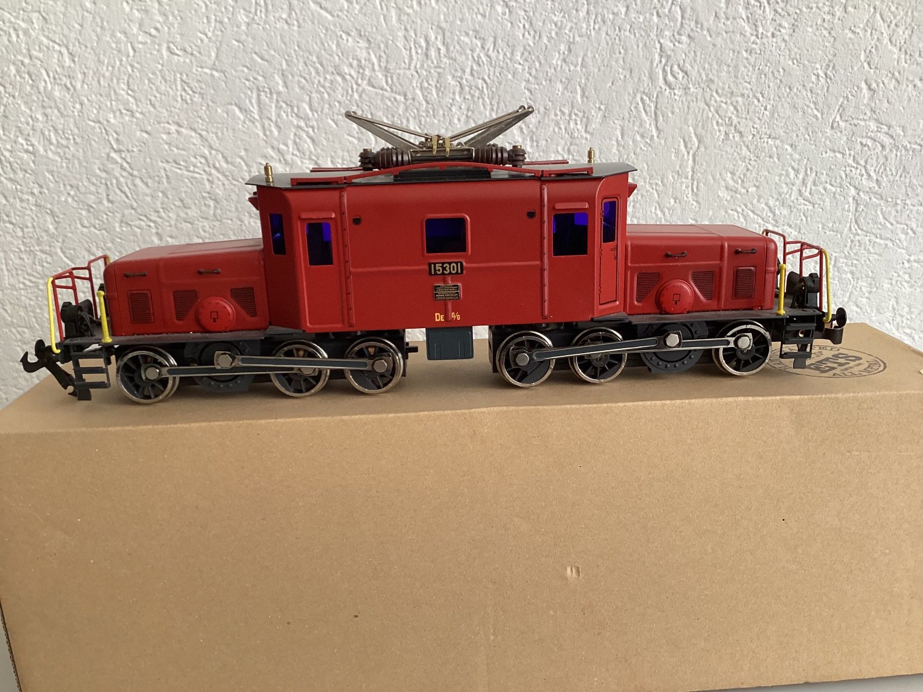 Modellini di ferrovie: Locomotive CFF De 6/6 – Nuovo e nell'imballaggio originale da Vouvry venduto da marius09 4