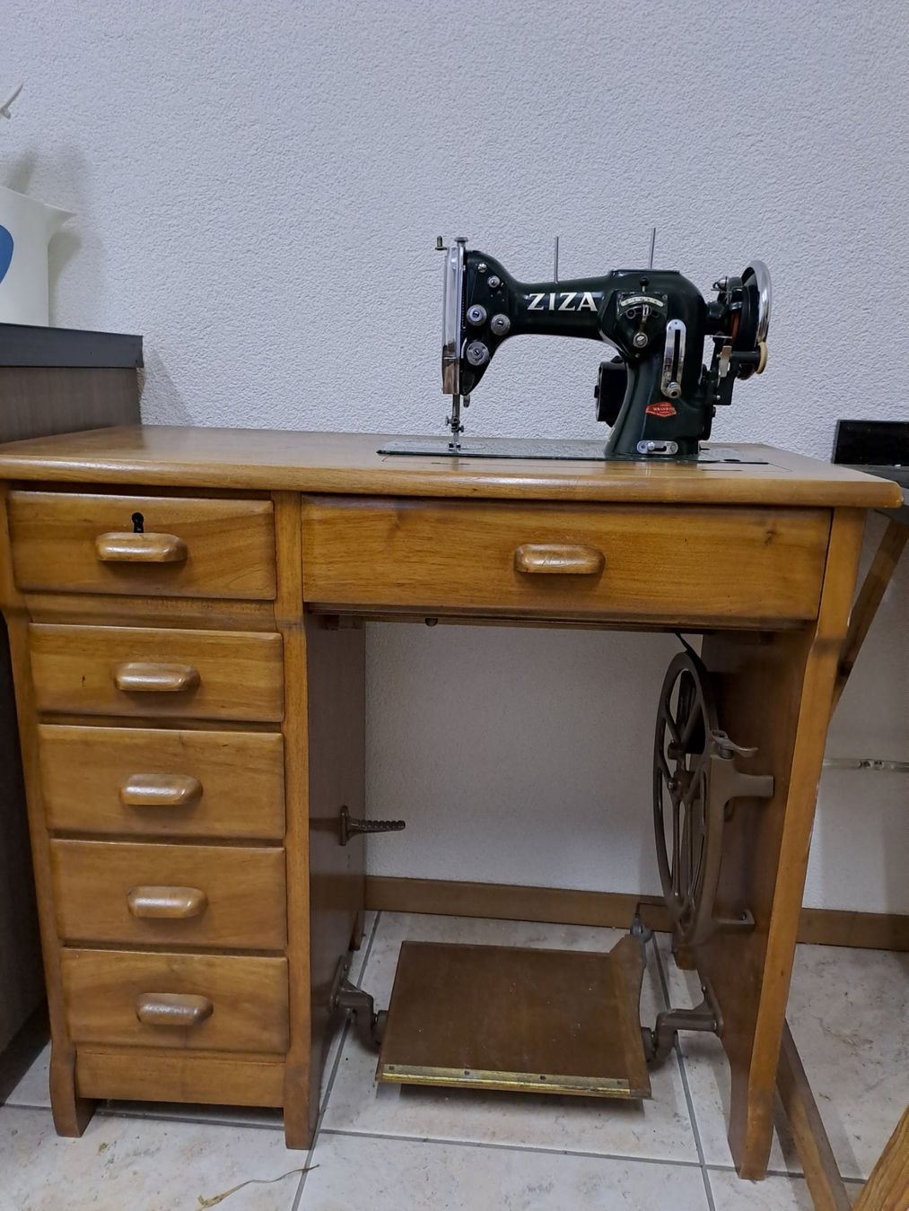 Macchine da cucire: ancienne machine a coudre – Usato da Roches venduto da fantasia010