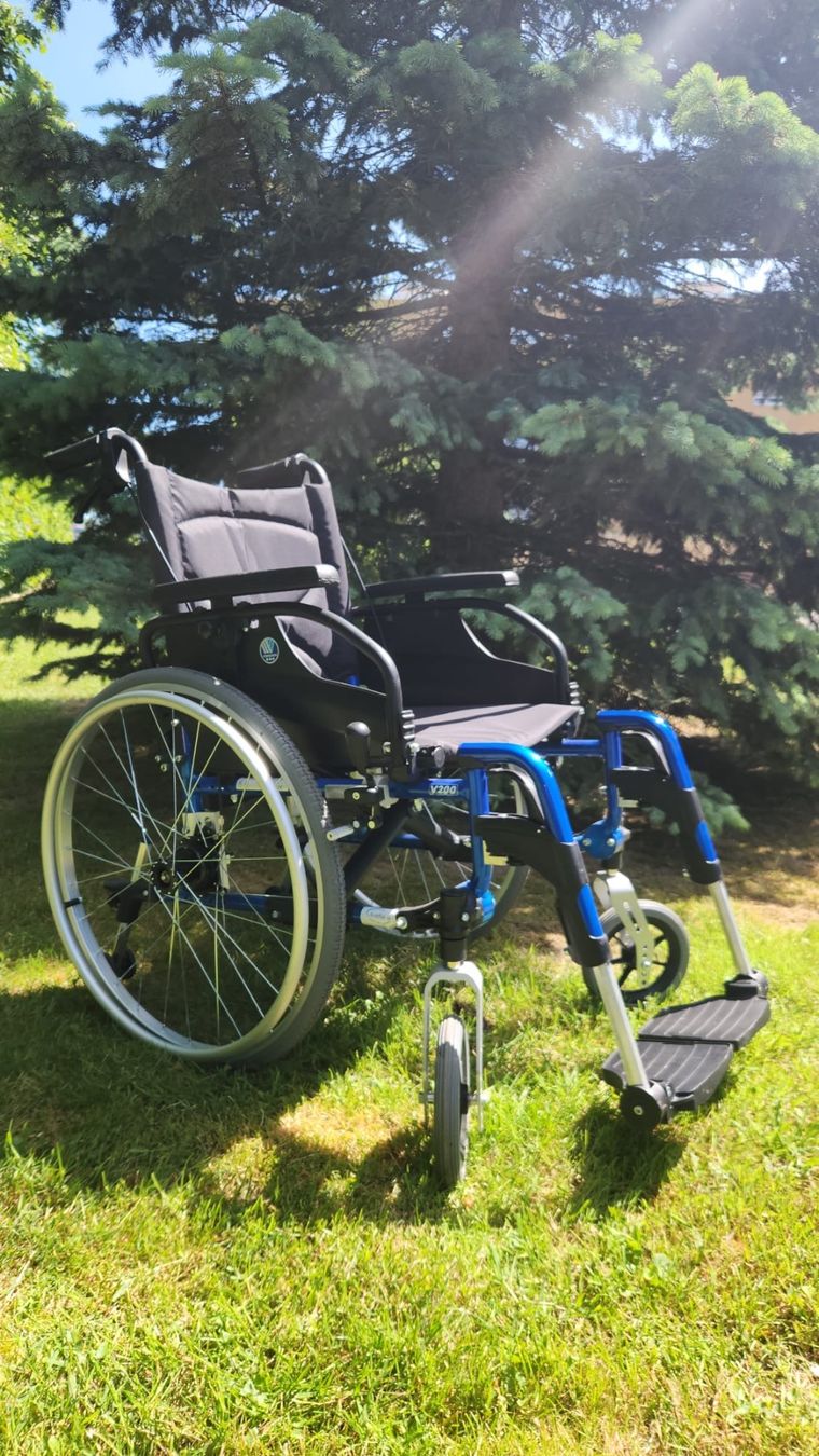 Sedie a rotelle: Chaise roulante – Usato da Yverdon-les-Bains venduto da roudoudou48