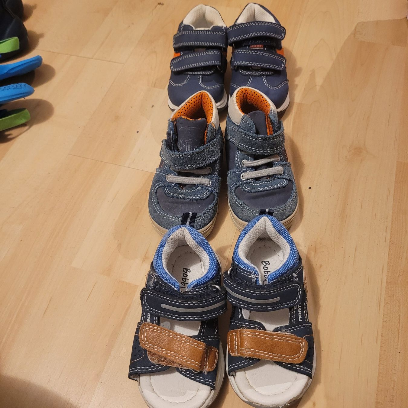 Schuhe für Jungen: S: Schuhe Set Paket Grösse 19 – Gebraucht aus Bremgarten b. Bern von Marge7979