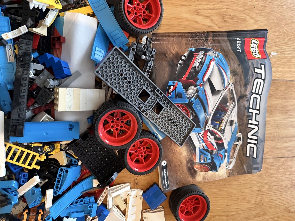 Lego Baukästen: Lego Technic Offroader 42077, zerlegt, vollständig? – Gebraucht aus Basel von boo_dc8c 2