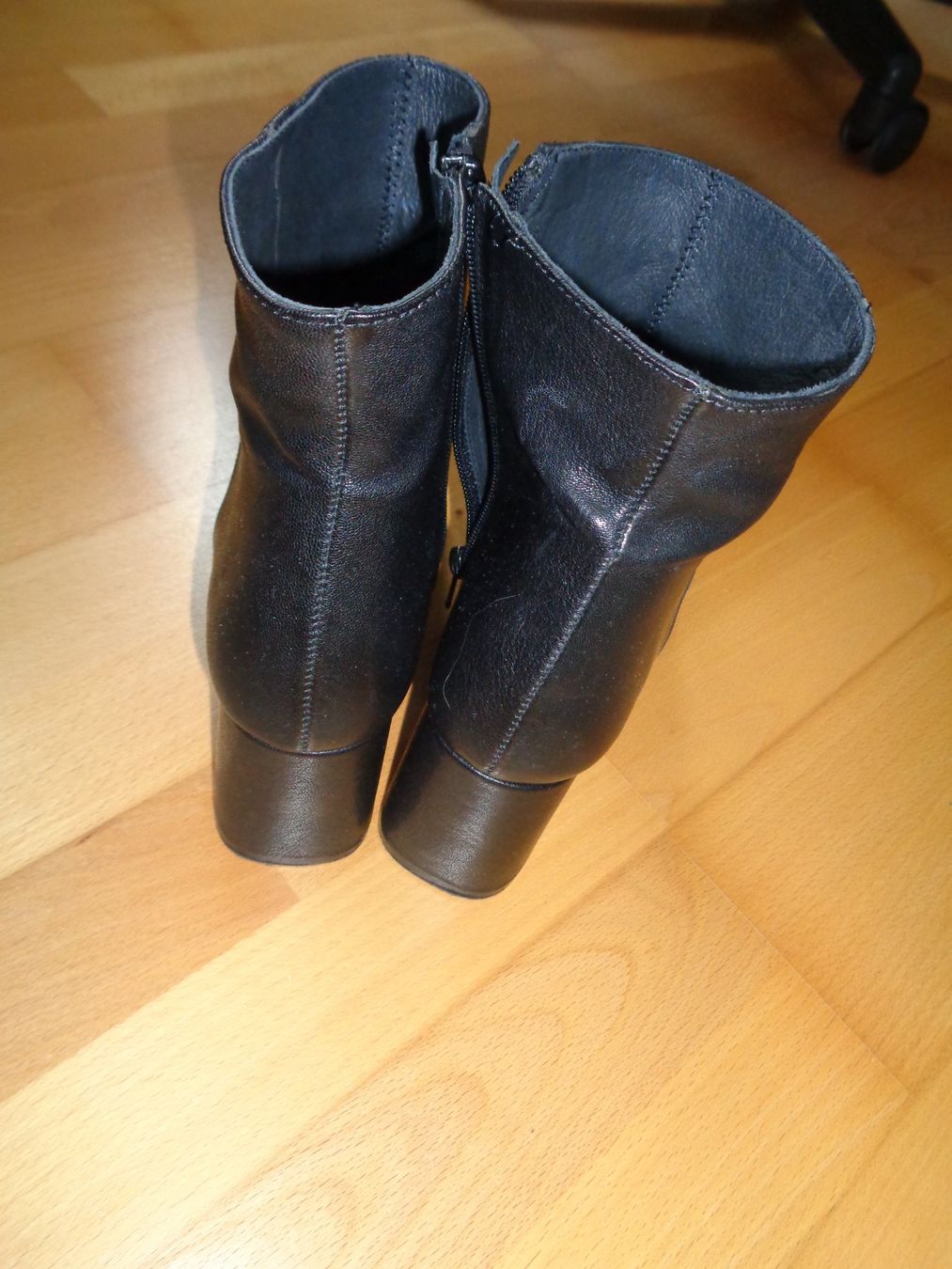 Damenschuhe: Stiefeletten  Grösse 39 – Gebraucht aus Kreuzlingen von Robi-2003 1