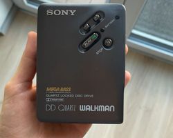Sony Walkman WM-DD33 - Kultiger Kassettenplayer aus Japan!