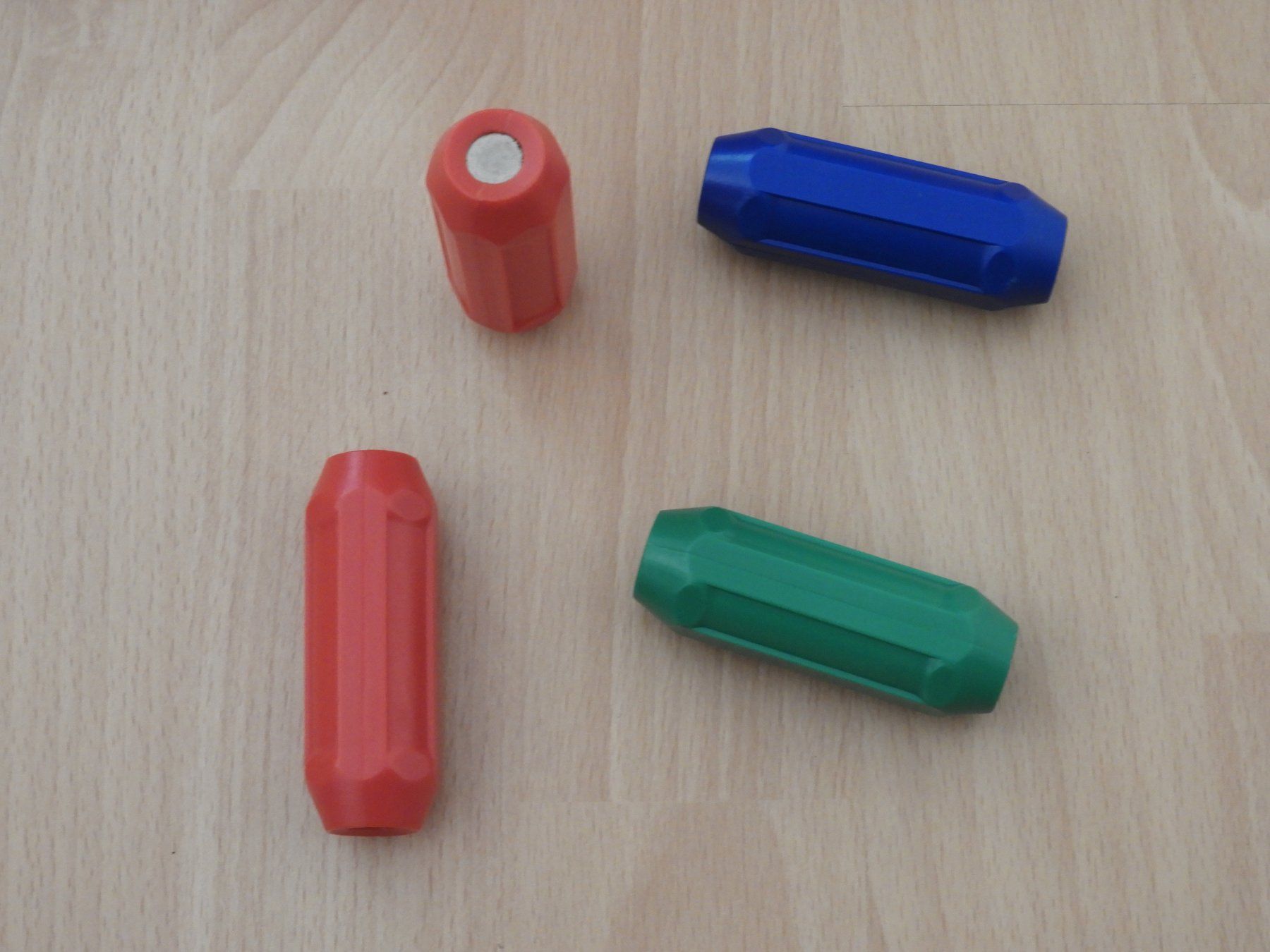Kit di costruzioni: Jeu de construction magnétique – Usato da Dombresson venduto da sev_bsb8 7