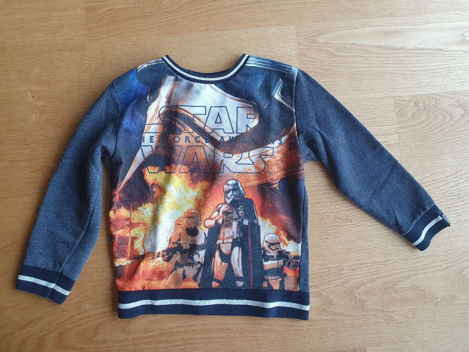 Maglioni & Felpe: 4x Pullover Gr. 128 (mit Star Wars) – Usato da Villars-sur-Glâne venduto da richardette 1