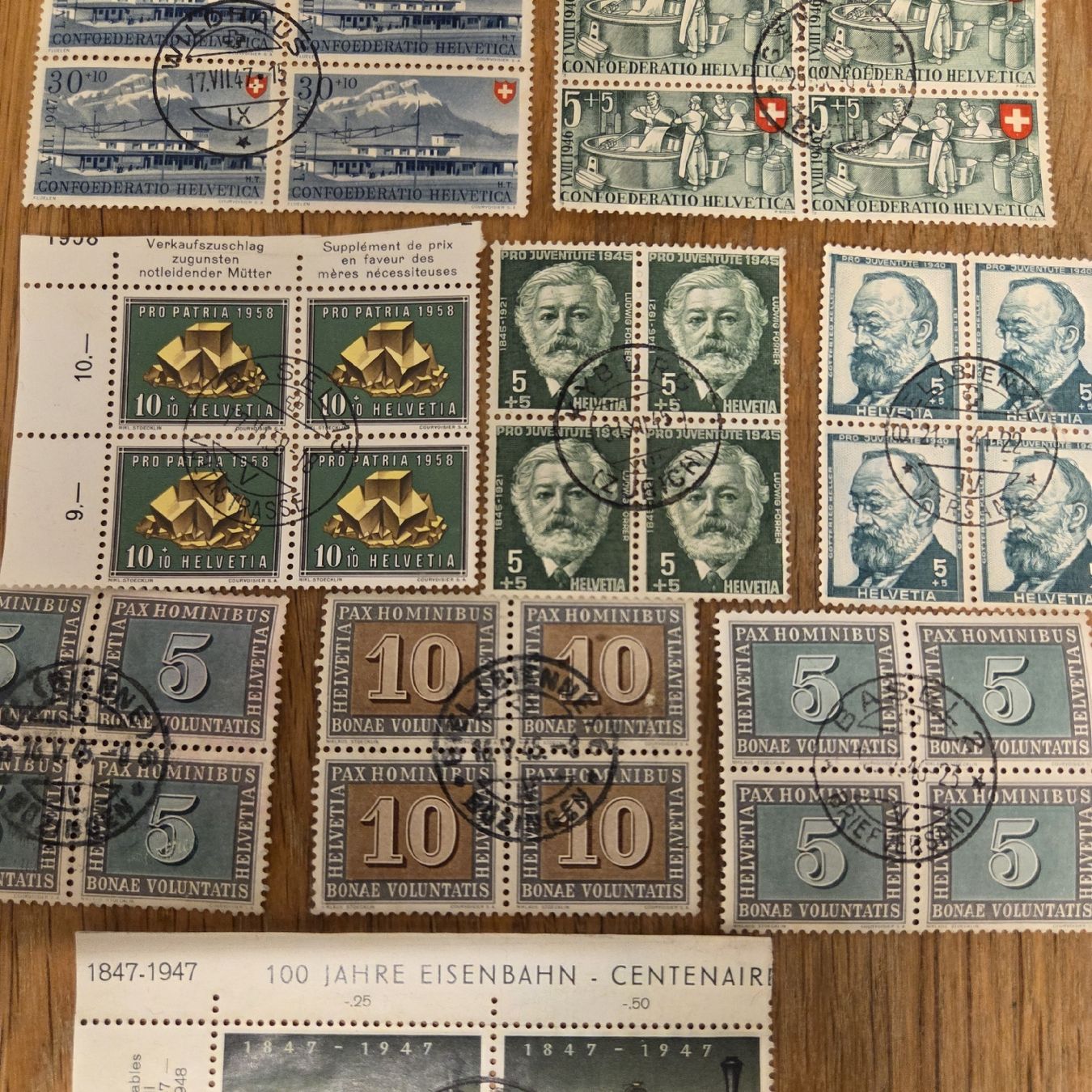 Tous les timbres: Briefmarken 9x  4er Blöcke – D'occasion à Stans par Ducati16 3