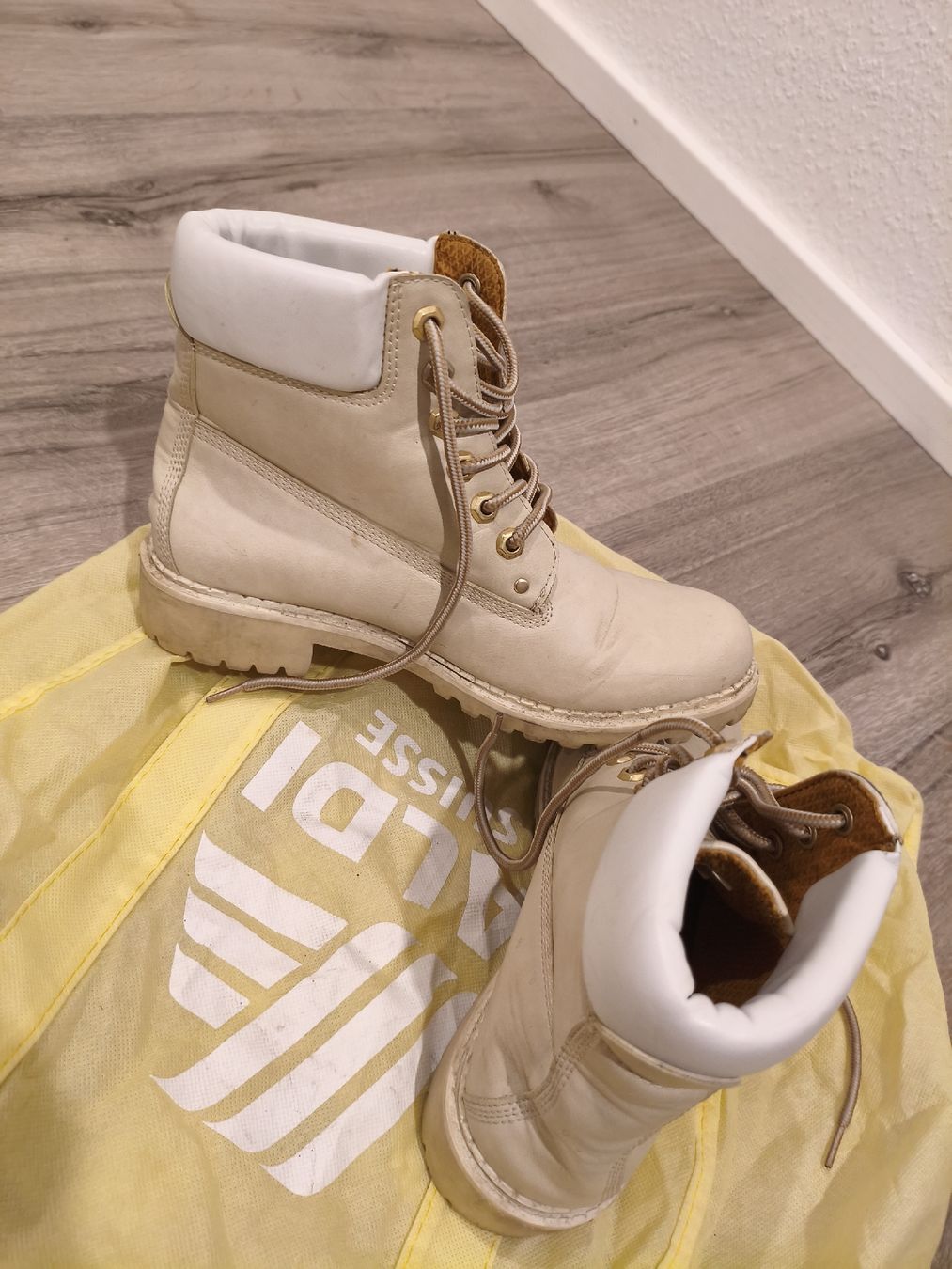 Scarpe da donna: Scarpe invernali – Usato da Bioggio venduto da OresteIronix 1