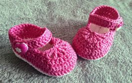 Baby-Riemchenschuh pink, gehäkelt_13