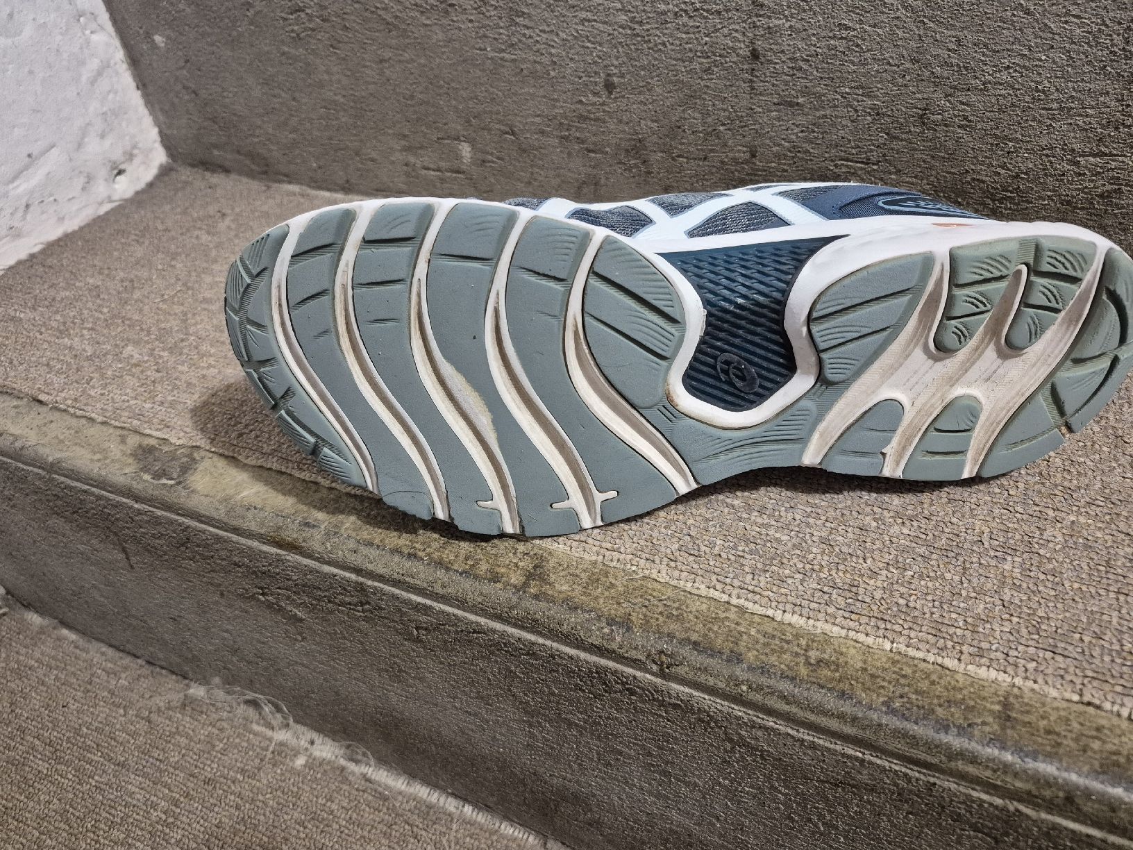 Asics Chaussures hommes: Asics – D'occasion à Winterthur par Lumi11 2