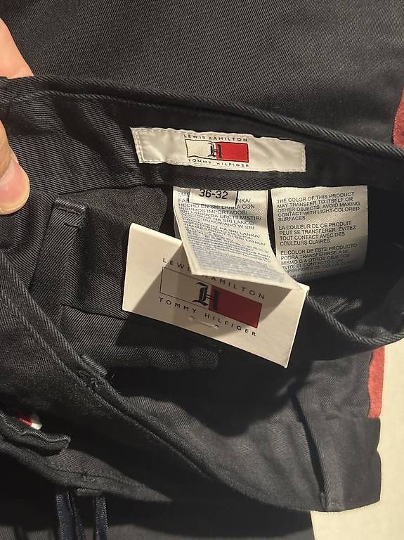 Jeans: Tommy Hilfiger x Lewis Hamilton 36-32 – Gebraucht aus Triengen von Ike67 2