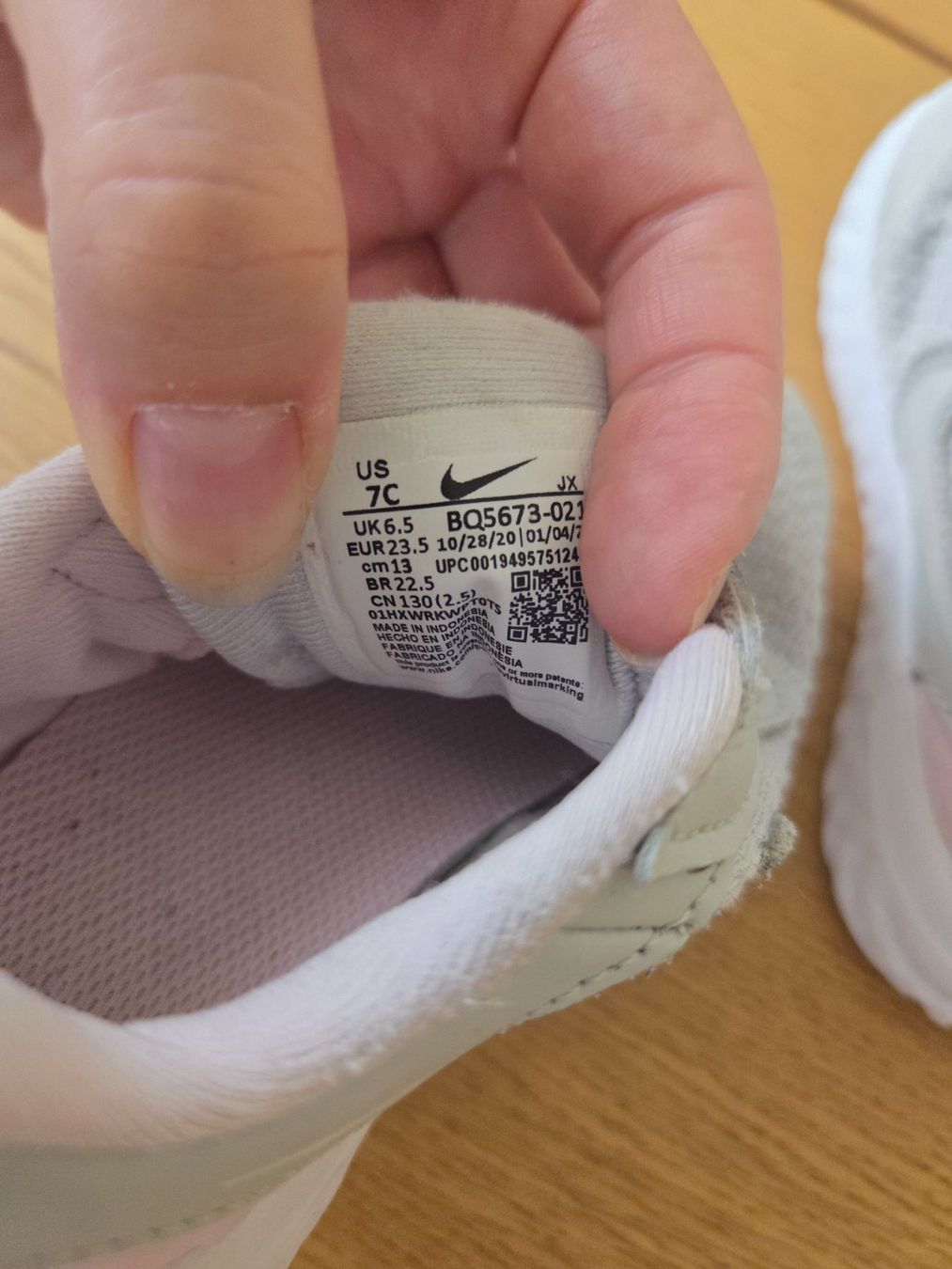 Nike Scarpe per ragazze: Nike Turnschuh 23,5 – Usato da Amriswil venduto da bellabelai 3