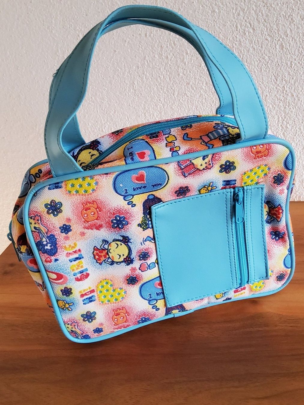 Taschen für Damen: Witzige hellblaue Handtasche – Neu (gemäss Beschreibung) aus Villnachern von RicardoMary