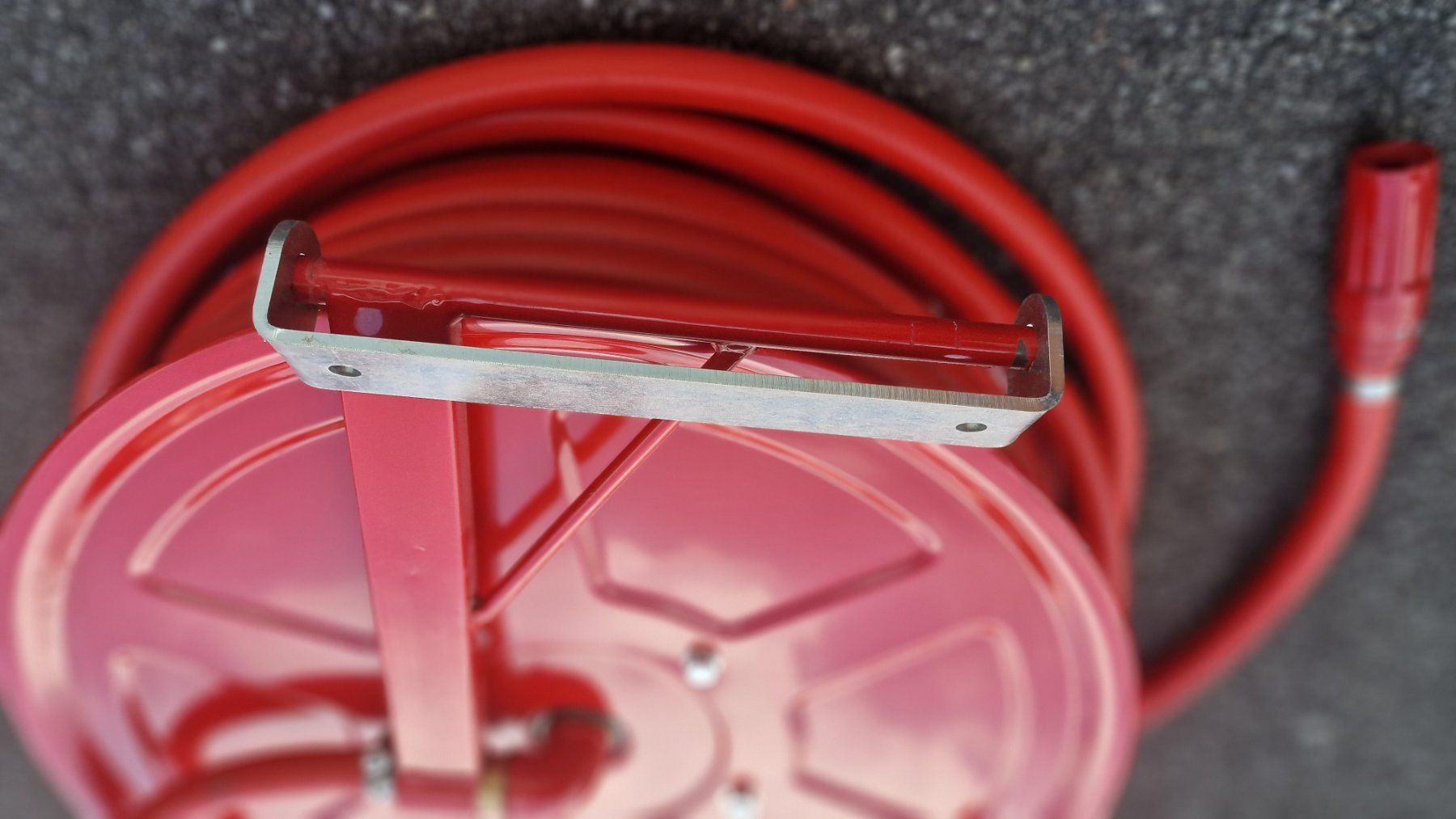 Tubi & Tubi flessibili: Feuerwehrschlauch – Usato da Ebikon venduto da Smidas